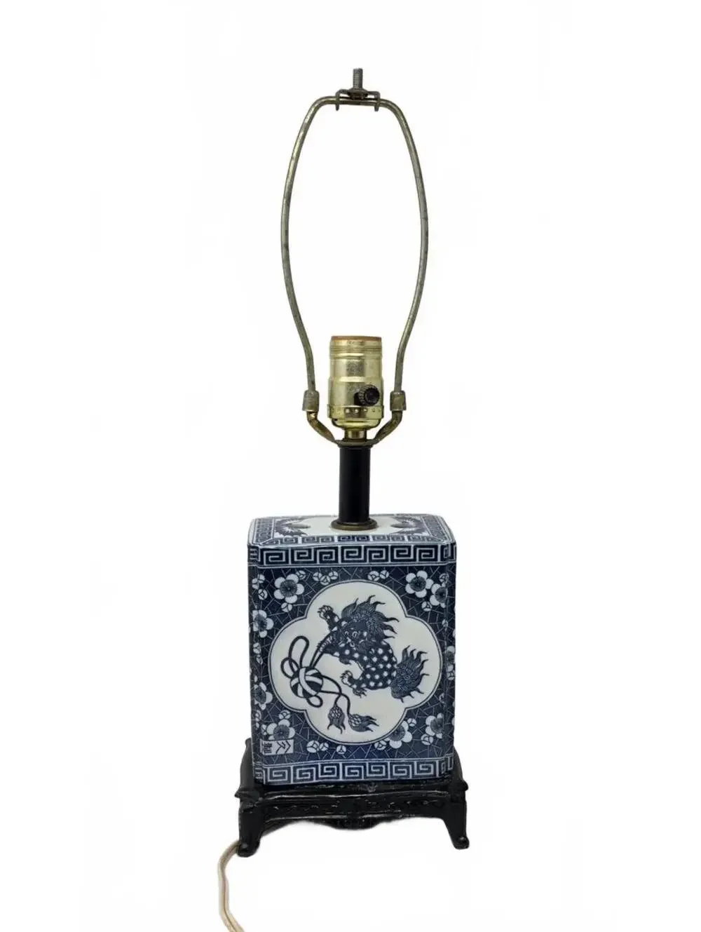 Vintage Blue White Foo Dog Guardian Lion Ceramic Table Lamp Chinoiserie